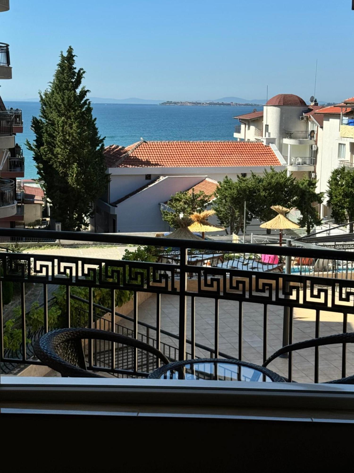 Marina Bay Apart Saint Vlas Sveti Vlas Exterior photo